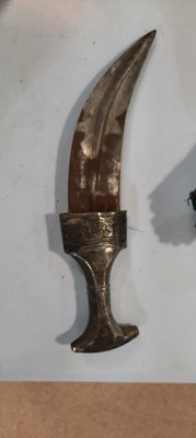 Lot 711 - Three 19th Century jambiyas