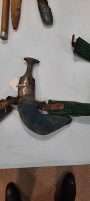 Lot 711 - Three 19th Century jambiyas