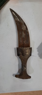 Lot 711 - Three 19th Century jambiyas