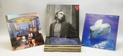 Lot 905 - Graham Parker and Hall & Oates LPs and singles