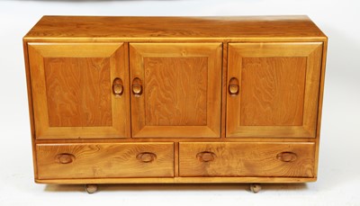 Lot 86 - Ercol - A blonde elm Windsor model 468 sideboard
