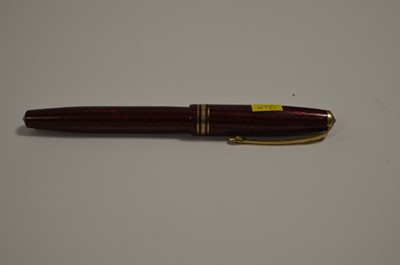 Lot 650 - Conway Stewart fountain pen