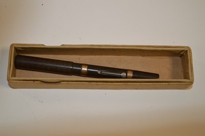 Lot 696 - Watermans 12PSF fountain pen
