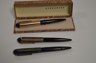 Lot 680 - Three Eversharp Skyline fountain pens
