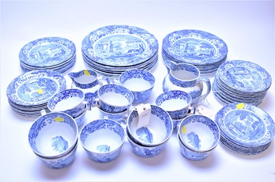 Lot 184 - Spode Italian dinner/teaware.