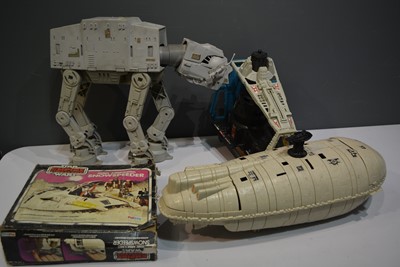 Lot 1180 - Star War toys.