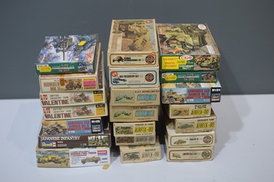 Lot 1258 - Plastic model kits by Fujimi, Airfix, Hasegawa and others.