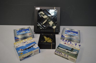 Lot 1295 - Models