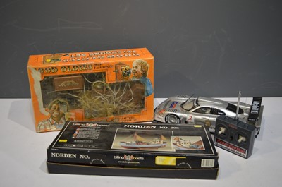 Lot 1302 - Toys