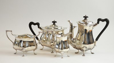 Lot 126 - Edwardian silver four-piece silver tea service
