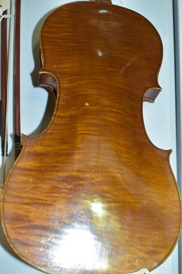 Lot 719 - Violin cased