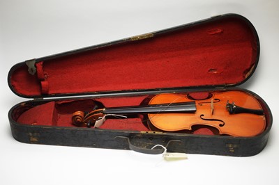Lot 130 - A selection of violins
