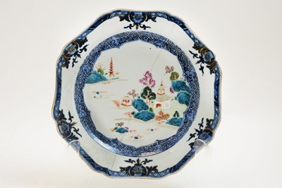 Lot 594 - Chinese famille rose octagonal dish