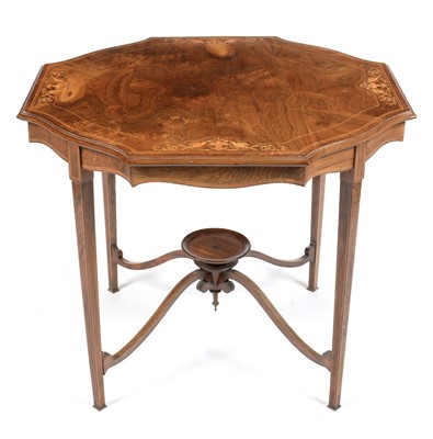Lot 839 - Edwardian walnut occasional table
