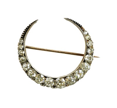 Lot 41 - Victorian diamond crescent shaped brooch