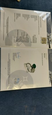 Lot 8 - A Colombian emerald and diamond ring