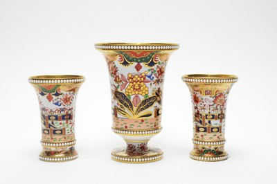 Lot 616 - Spode garniture
