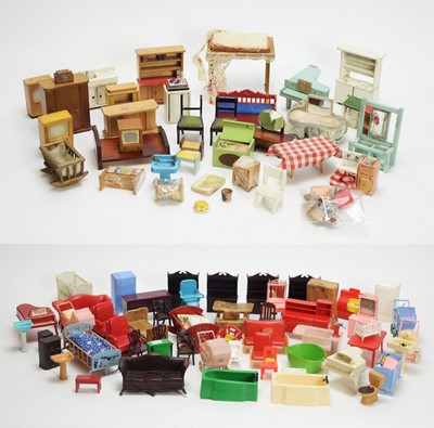 Lot 893 - Doll's house furniture