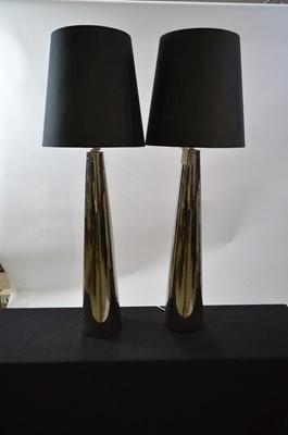 Lot 22 - Pair of modern circular tapered table lamps.