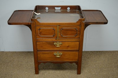 Lot 71 - Georgian-style tray-top bedside cabinet