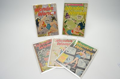 Lot 44 - Wonder Woman by DC.