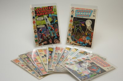 Lot 284 - Justice League of America.