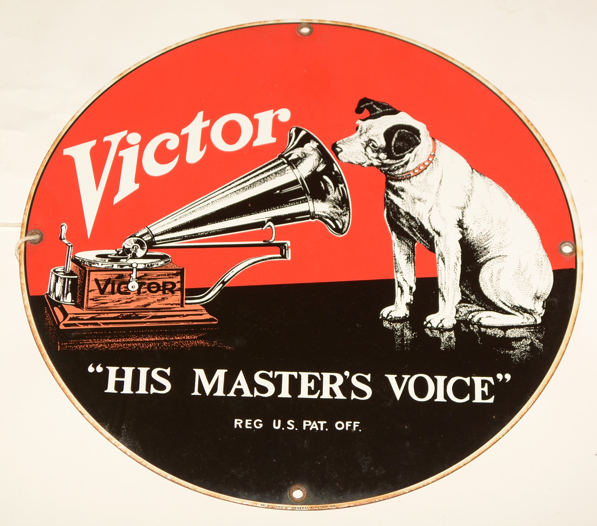teammike　victor his masters voice Lot 1111 - A Victor 