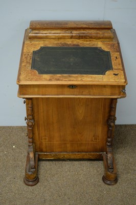 Lot 70 - Late Victorian Davenport