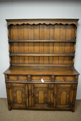 Lot 135 - 20th C oak dresser.