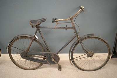 Lot 701 - A Raleigh Sports Model vintage bicycle.