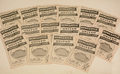 Lot 1075 - Newcastle United football programmes.