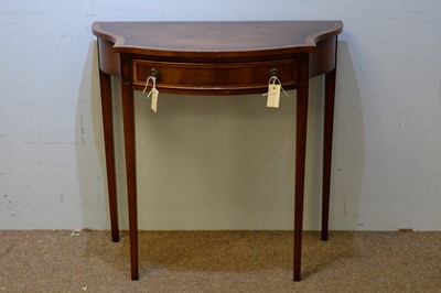 Lot 11 - N.H. Chapmans Siesta mahogany side table.