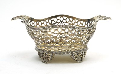 Lot 151 - A George V silver bonbon dish.