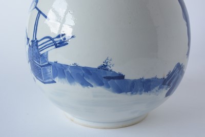 Lot 450 - 19th Century Chinese bottle vase