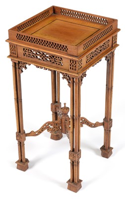 Lot 869 - 19th Century Chippendale Chinese style tea table