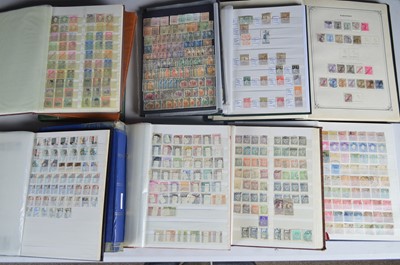 Lot 44 - Portugal and Colonies accumulation.
