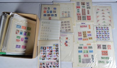 Lot 56 - World accumulation.