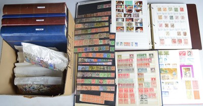 Lot 77 - World accumulation.