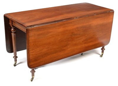Lot 882 - Victorian mahogany drop leaf dining table