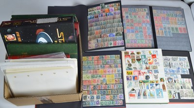 Lot 27 - European stamp collection.