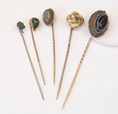 Lot 186 - Tie pin collection