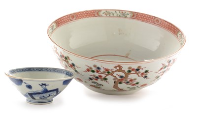Lot 487 - Japanese bowl, Chinese small bowl