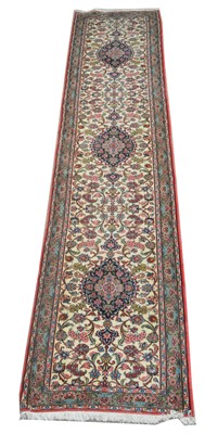 Lot 388 - Qum runner