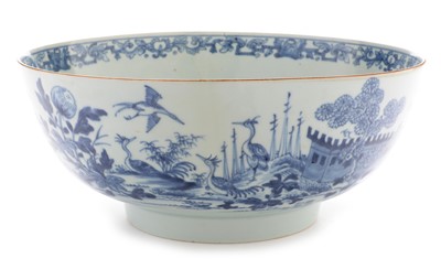 Lot 451 - 18th Century Chinese blue and white bowl