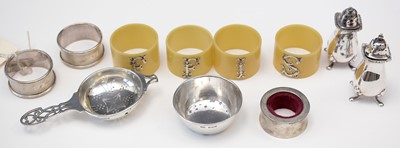 Lot 199 - Selection of silver items.