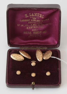 Lot 278 - 9ct. yellow gold dress shirt set.