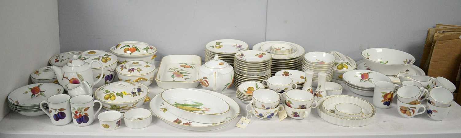 Lot 231 - An extensive Royal Worcester 'Evesham' pattern dinner service.