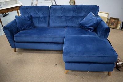 Lot 118 - 20th C corner sofa.