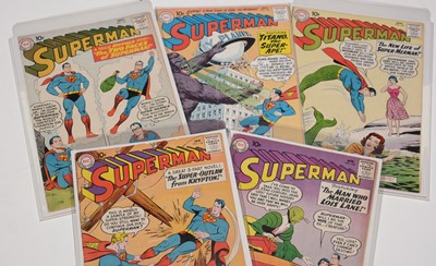 Lot 1121 - Superman.