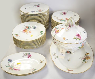 Lot 334 - Haviland and Co. La Mouche porcelain dinner service